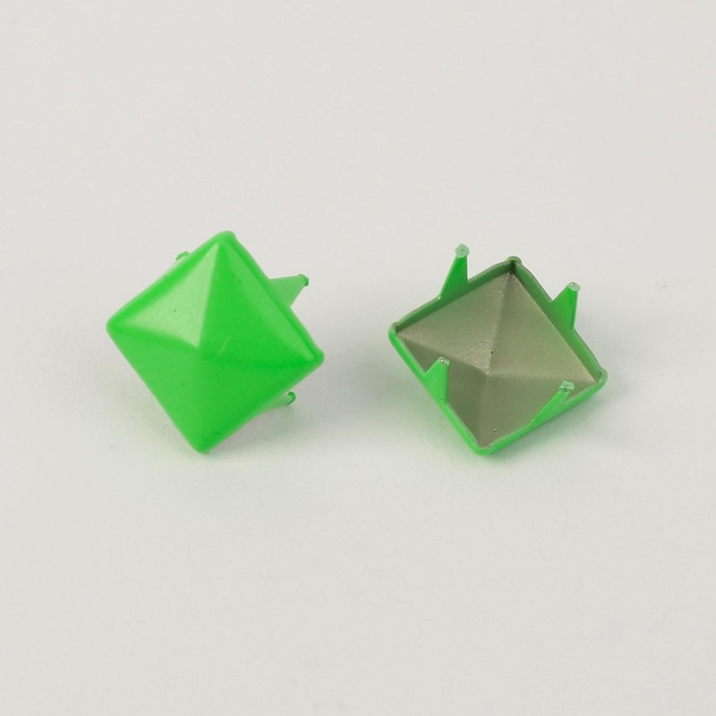 100 PCS Metal Square Rivets with Spikes - Punk Rivet