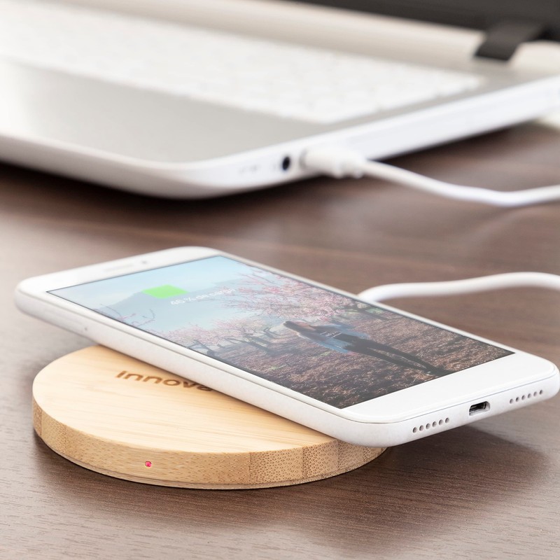 InnovaGoods Bamboo Wireless Charger.,