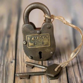 Yuma Territorial Prison Arizona Cast Iron Lock With Keys (2.5" x 1.5")