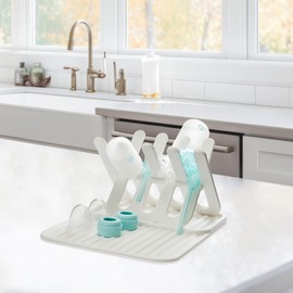 Munchkin Silicone Drying Rack and Mat, Holds 8 Baby Bottles with Room for Pump Parts, Pacifiers, and Small Accessories
