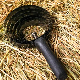 Spring Curry Comb 6 Ply for Horses - Metal Curry Comb for Cleaning Coarse Dirt - Spiral Curry Comb Ideal for Changing Hair Removal (Feather Curry Comb)
