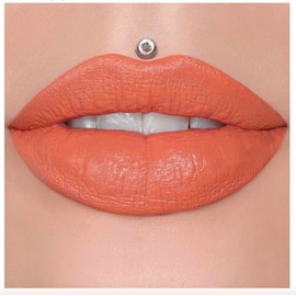 Jeffree Star Cosmetics Velvet Trap Pigment-Rich Lip Color with a Luxurious Velvet-Matte Texture Lipstick (Wyoming Iced Tea, Medium)