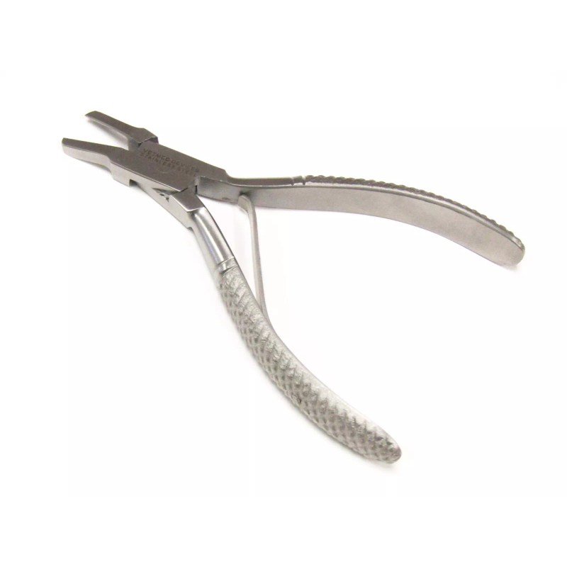 Zikimed 5.5" Stainless Steel Essential Veterinary Pig Tooth Nipper with