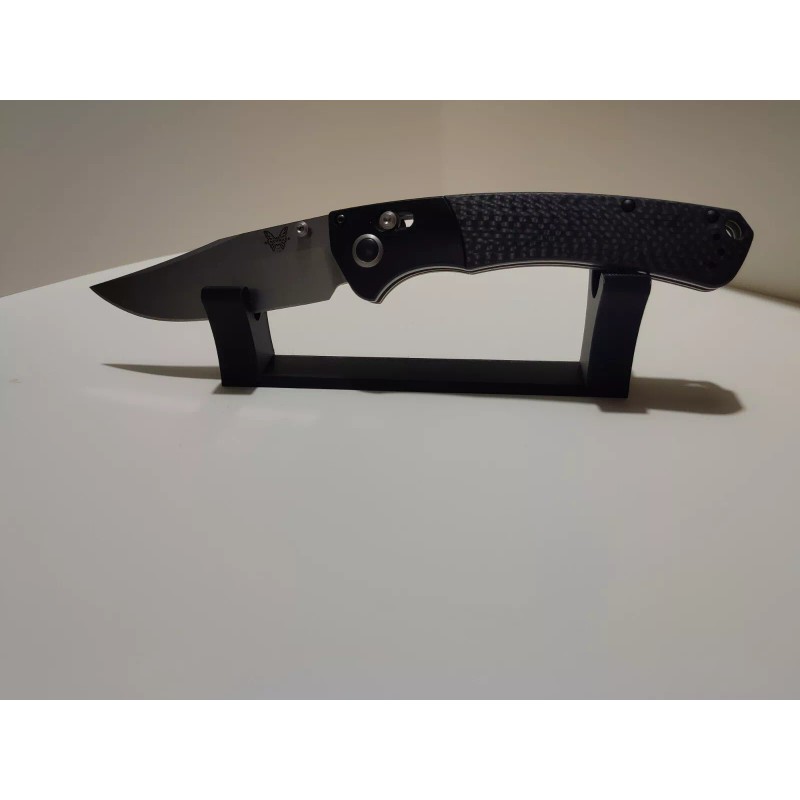 Universal knife display stand