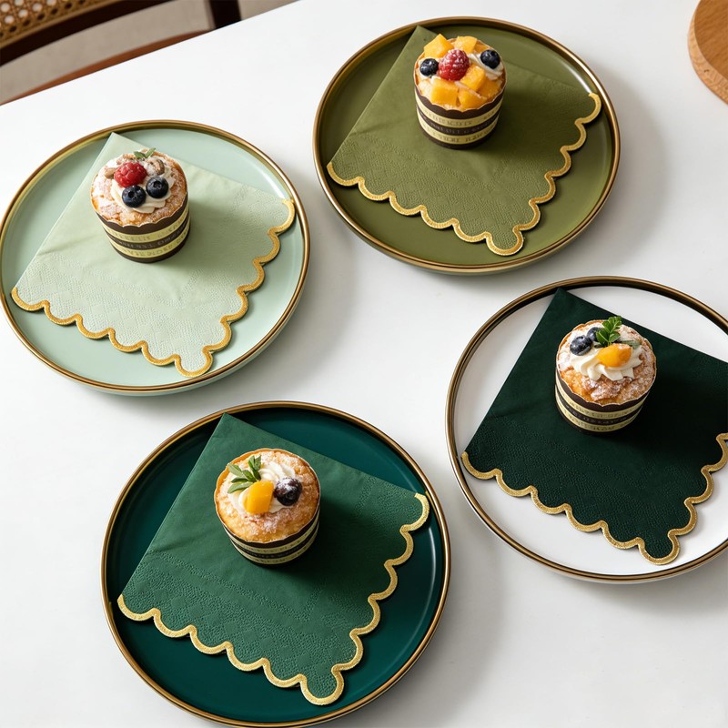 160-Pack Green Scalloped Cocktail Napkins with Gold Foil, 5 x
