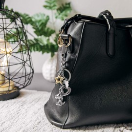 Navaris Schlüsselanhänger Einhorn Herz Stern Wolke - Schlüssel Anhänger aus Metall mit Ring Karabiner - Keychain für Schlüsselbund Handtasche