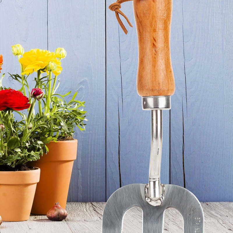 VFM - Stainless Steel Garden Fork With Wooden Handle -