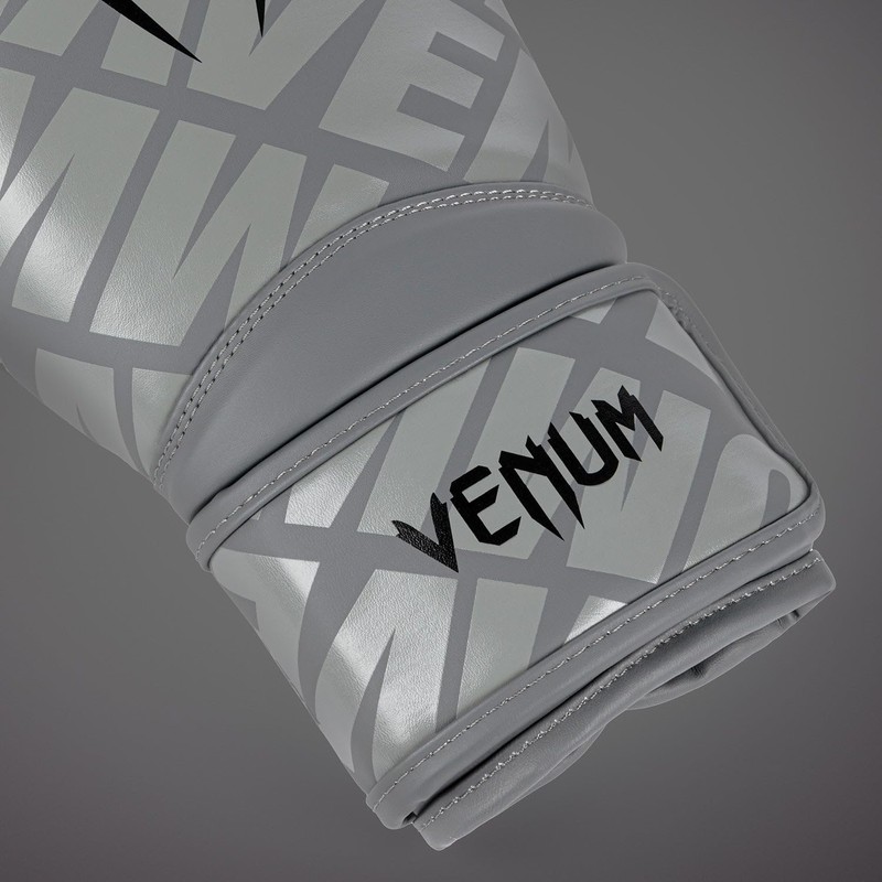 Venum Contender 1.5 Kids Boxing Gloves - White/Silver - 8