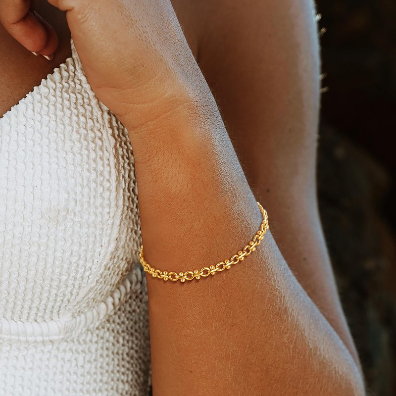 Dremmy Studios Gold Bracelet for Women 14K Gold Plated Round