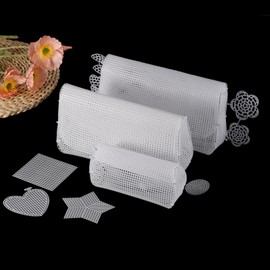 MECCANIXITY 4Pcs Plastic Mesh Canvas Sheet 7 Count 7.4cm/ 3 inch White Heart Blank Canvas for Embroidery Needlepoint, Knit Crochet Mesh