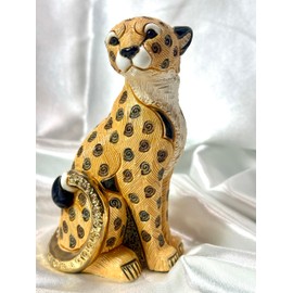 De Rosa Handmade Sculpted Ceramic Cheetah Figurine Family Collections