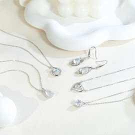 FH.bird Necklace, Women's, Popular, Birthstone Brand, Garnet Pendant, "Exclusive Mark" 925 Silver, Hypoallergenic Necklace, Heart, Rockstone Necklace, December, Everyday Use, Wedding Anniversary,