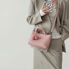 OUYGZOU Woven Tote Bag for Women with Coin Purse, Foldable Chain Small Crossbody Handbags, Fashion Shoulder Bag, Hobo Satchel (Soft Mist Powder)