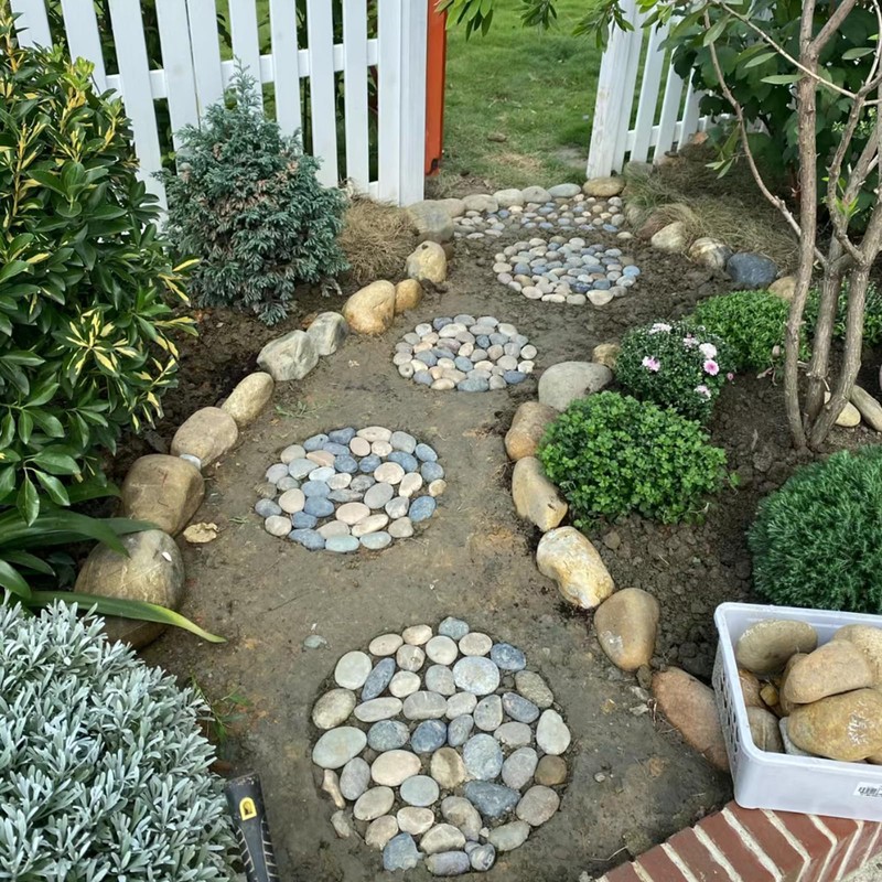 FANTIAN 20 lbs Natural River Rocks Mexican Beach Pebbles, 2-3
