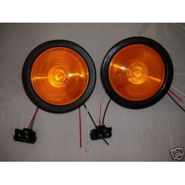 United Pacific 31101 4" Incandescent Turn Signal - Amber