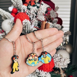 3Pcs Breaking Gifts Walter White Keychain Sets,Bad Heisenberg Merchandise Inspired Key Chain Gifts For Fans (Yellow Set)