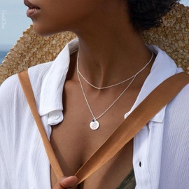 Birth Flower Disc Necklaces for Women with February Birthstone Amethyst Violet Guardian Month Floral Pendant Stainless Steel Dainty Round Coin Medal Jewelry Birthday Gifts for Mom