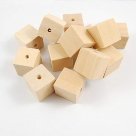 100PCS Unfinished Square Wood Beads with Holes Natural Blank Wood Cubes for DIY Craft (16mm-0.63inch)