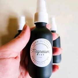 magnesium mist - oil - Thieves essential oil scented - sleep - magnesium citrate - muscle