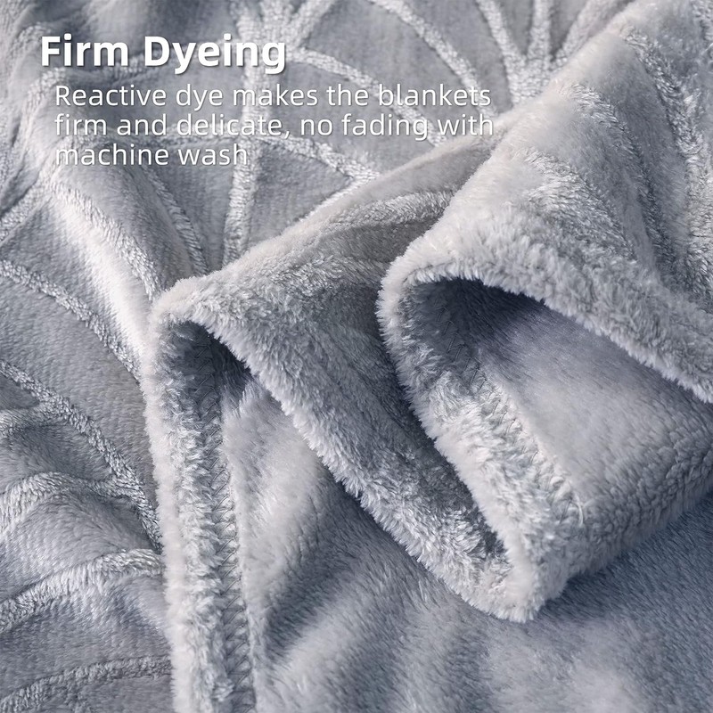 Whale Flotilla Cuddly Blanket with Leaves Pattern, Warm Sofa Blanket,