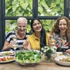KITEISCAT Extra Large Glass Salad Bowl Set - Party Salad