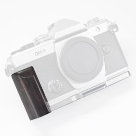 Iborrys-Compatible OM SYSTEM / Olympus OM-3 Camera Dedicated L-Shape Quick Release Plate · Retro Real Wood Handle · Premium Wood Grip · Arca Standard Specification (Silver Plate of Red Sandalwood)
