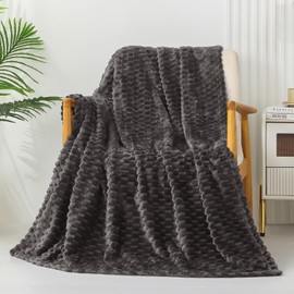 Exclusivo Mezcla Extra Large Soft Fleece Throw Blanket, 50x70 Inches 3D Clouds Stylish Jacquard Throw Blanket for Couch, Cozy Soft Lightweight for All Season, Grey Blanket