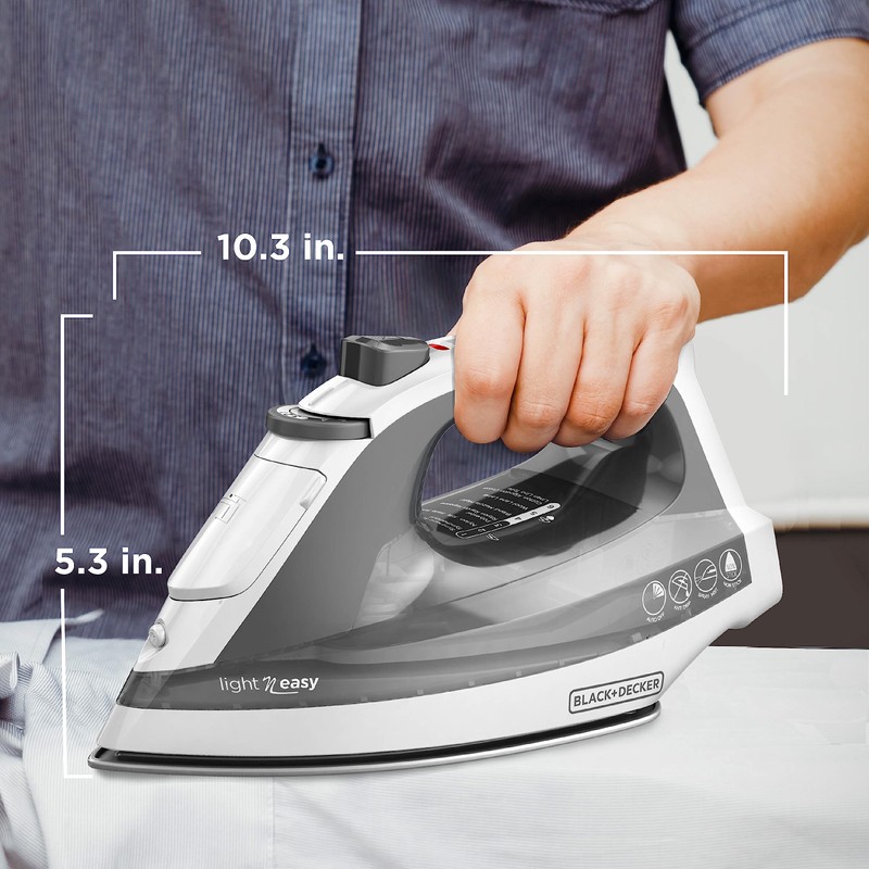 BLACK+DECKER Light ‘N Easy Compact Steam Iron, IR1020S, Stainless Steel