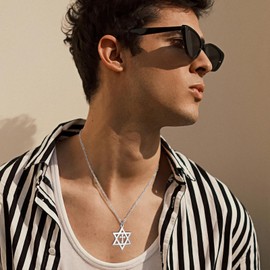 VASSAGO Star of David Pendant Necklace Solomon Six-pointed Star Talisman Stainless Steel Hexagram Jewish Israel Jewellery for Men, stainless steel, No Gemstone