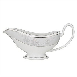 Chrysanthemum 9 oz Gravy Boat