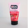 V05 Alberto VO5 Nourishing Leave in Conditioner Strawberries & Cream