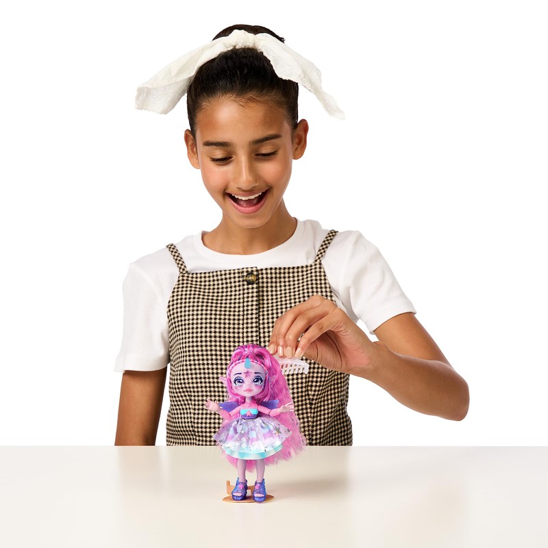 Magic Mixies Unia The Unicorn Pixling - Reveal 6.5" Doll