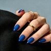Uñas postizas almendradas con punta francesa mate corta, uñas postizas