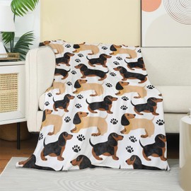 UNDAHIS Dachshund Paw Print Blanket, Soft Warm Cozy Cute Wiener Dogs Throw Blanket Gifts for Adults Kids Women, Lightweight Fuzzy Comfy Flannel Blankets for Couch, Travel, Bed, House Decor 60×50 Inch
