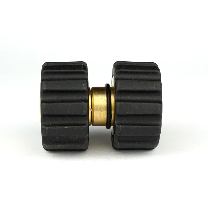 Adapter M22 x 1.5 Female x M22 x 1.5 Female