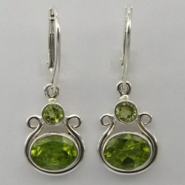 Amber America Genuine, Natural, Green PERIDOT Earrings 925 STERLING SILVER Leverback #7e