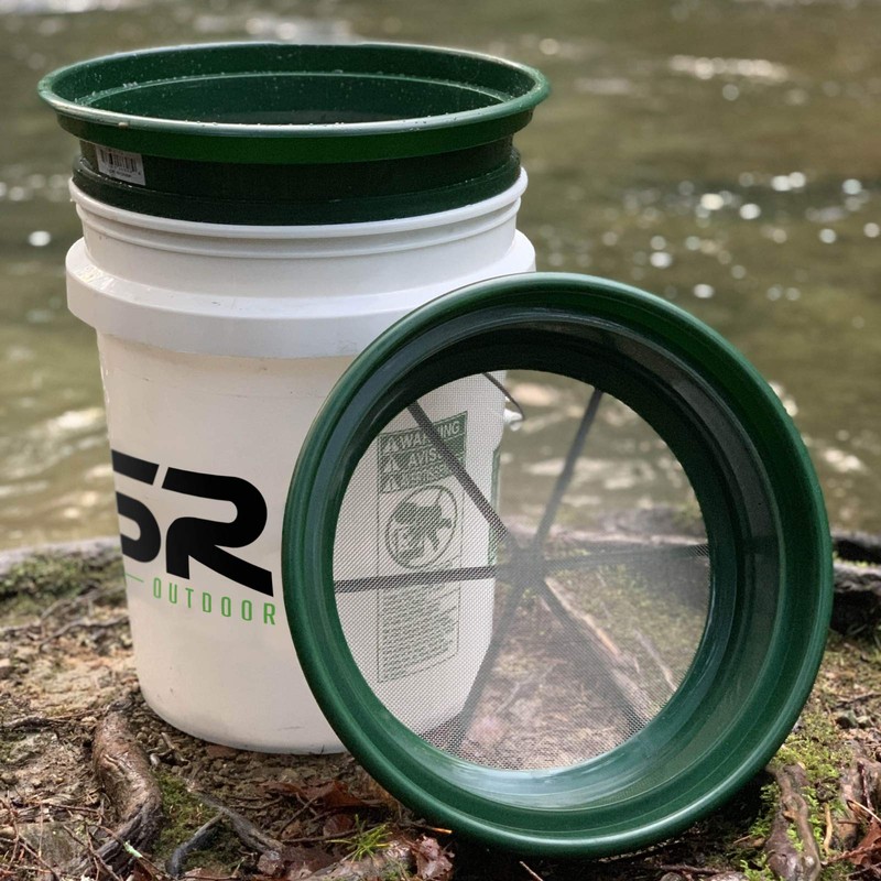 ASR Outdoor Gold Panning 1/4 Classifier Screen Sifting Pan Prospecting