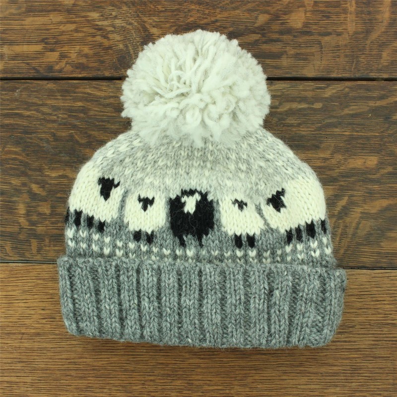 LOUDelephant Wool Knitted Bobble Hat with Sheep Design, gray, Einheitsgröße
