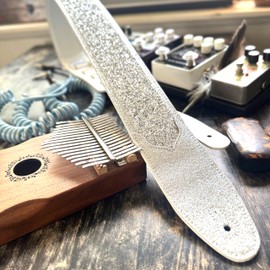 Walker & Williams WW-GL-108 Aria Glow Silver Super Sparkle Glitter Bomb Padded Guitar Strap White Glove Leather Back For Acoustic, Electric, And Bass Guitars