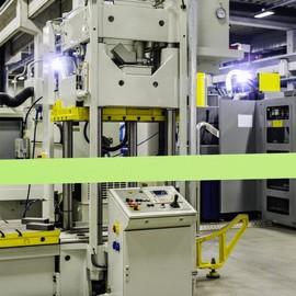 UKCOCO Green Fluorescent Tape: 2.5 cm × 30 m Green Flagging Tape - Waterproof WarningTapes for Marking Areas - Stage Supplies,Stairs,Wall,Ceiling