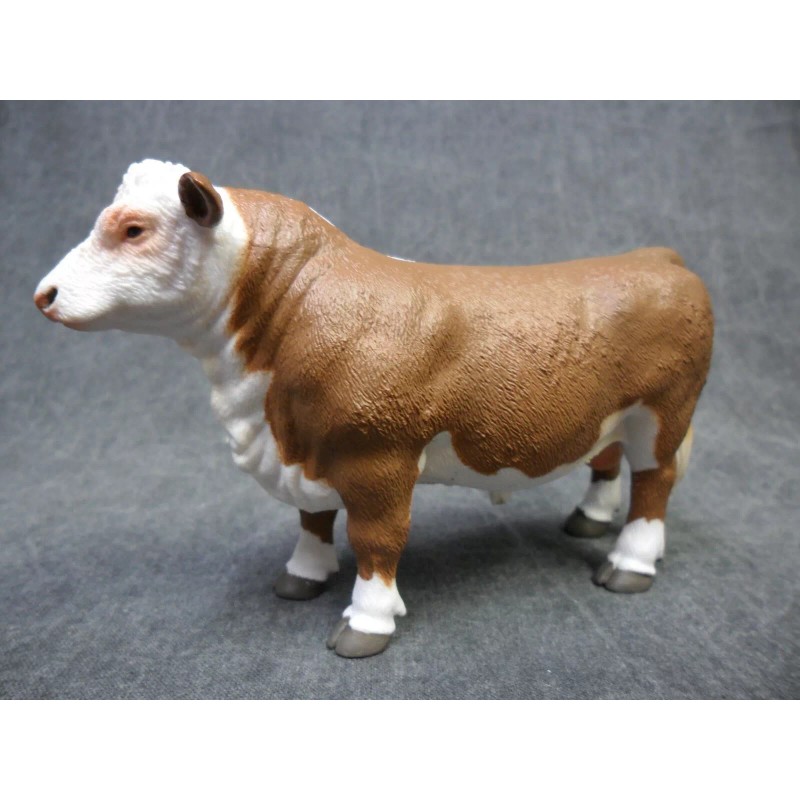 CollectA NIP * Polled Hereford Bull * 88861 Breyer Cow