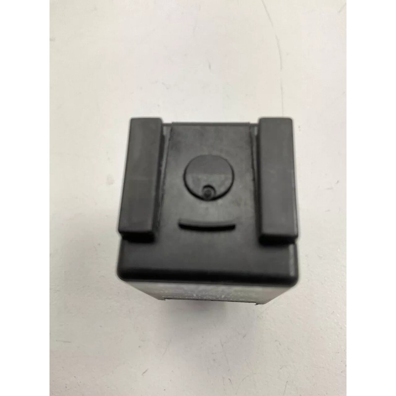 Novita EP35 3-Pin Electronic Turn Signal Flasher Relay Hazard LED