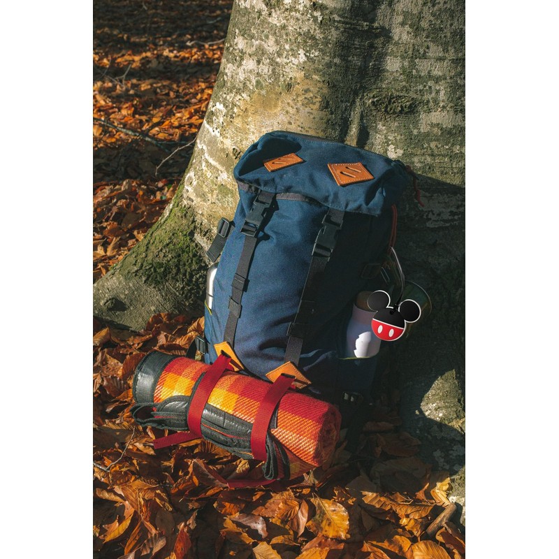 7STAR Mick White Outline Luggage Tag – Durable PVC Identification