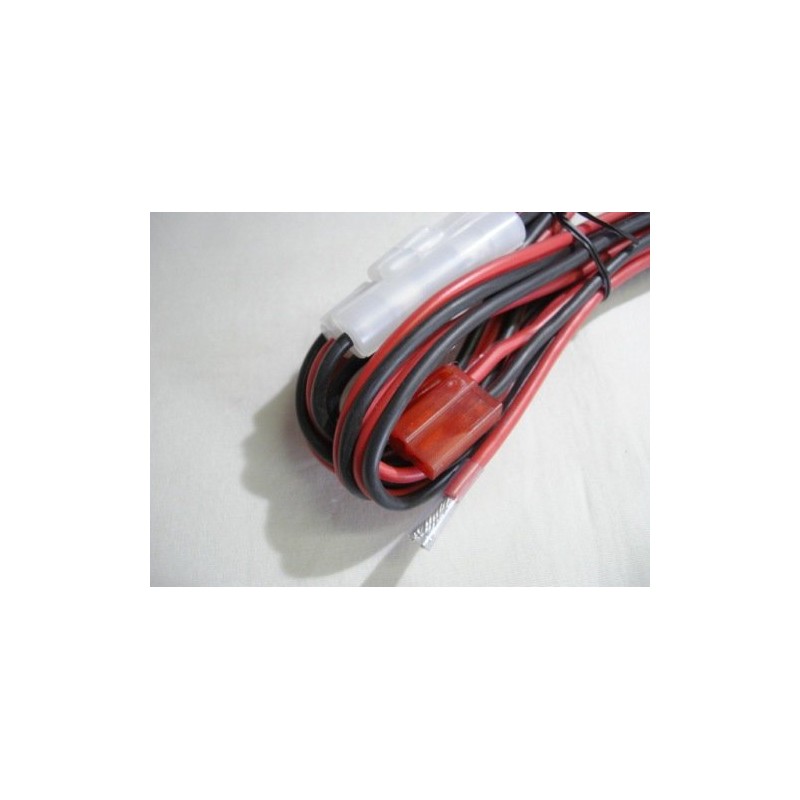 Icom Incorporated OPC – 1132 DC Power Supply Cable []