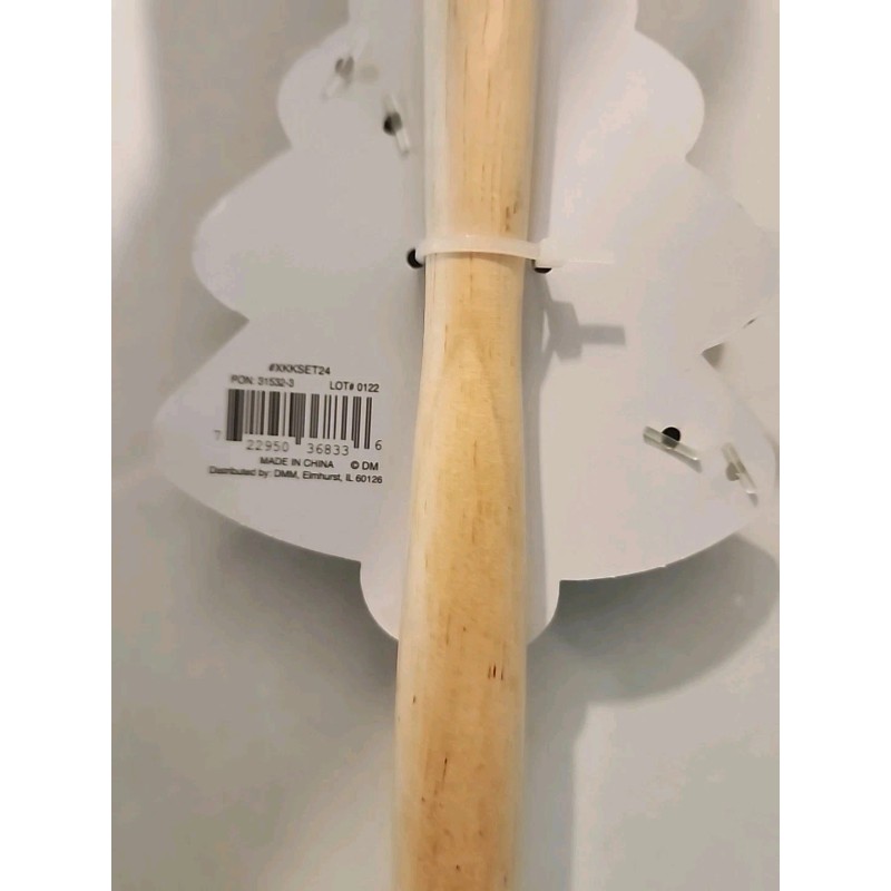 Kitchen KRUMBS Kitchen SPATULA & Cookie CUTTER SET Red Christmas.