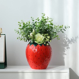 Vintage Inspired Strawberry Vase, Decorative Ceramic Vase Unique Home Decoration Vase Ornament, Suitable for Living Room, Kitchen, Garden,Strawberry
