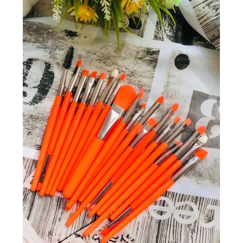 B&B Set De 20 Brochas Neón Para Maquillaje Dama Cosmético