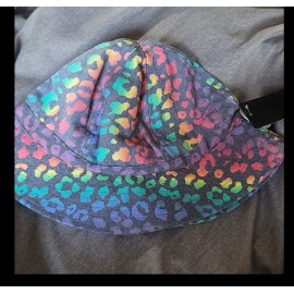 TORRID PRIDE COLLECTION BUCKET HAT: RAINBOW LEOPARD PRINT: NWT: SZ M/L