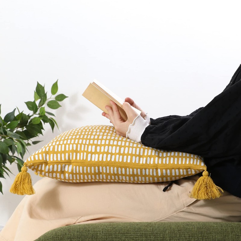 Fujiboeki Cushion Cover 45×45 Yellow 100% Cotton with Tassel Dot