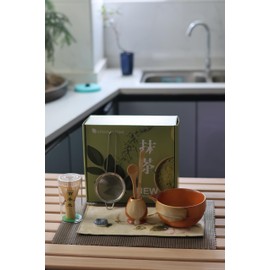 Matcha Whisk Set – 9 Pieces Including Gift Box – Japanese Ceremonial Green Tea Kit with Bamboo Whisk, Chasen Holder, Scoop, Sifter, Spoon, Cloth Wrap & Ceramic Bowl – Complete Matcha Set